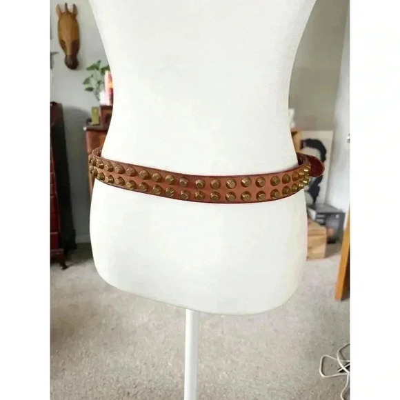 Línea Pelle Vintage Leather Studded Belt Size Small - Picture 5 of 7